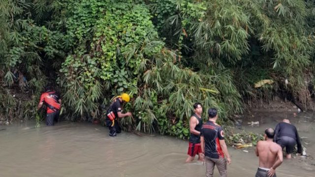 BPBD Siantar dan BPBD Simalungun Tangani Pencarian Bocah Hanyut di Sungai Bah Sosopan